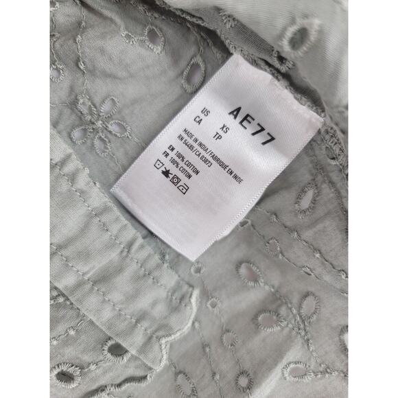 American Eagle AE77 Embroidered Eyelet Boho Blouse XS Cottagecore 100% Cotton - Picture 4 of 4